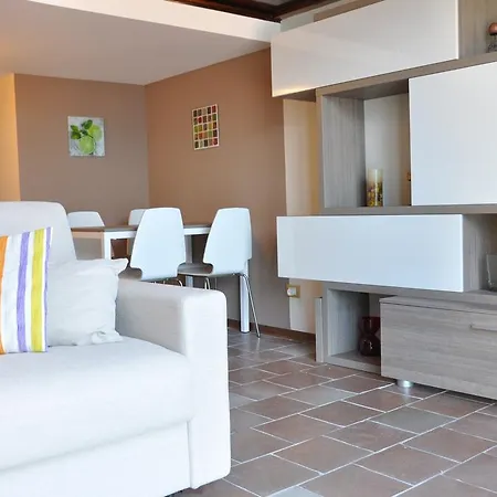 Residence Nesso Apartamento